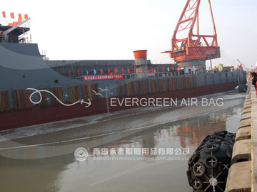 SINOPEC Launched Pipelaying barge“ shengli 902” with Evergreen airbags